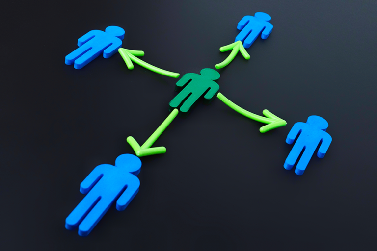 RepOtz vs. Linktree: Why a Simple Link Aggregator Can’t Manage Your Reputation